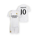 Conjunto Oficial Real Madrid 25/26 Mbappé Branco Infantil - Camisa e Calção de Futebol